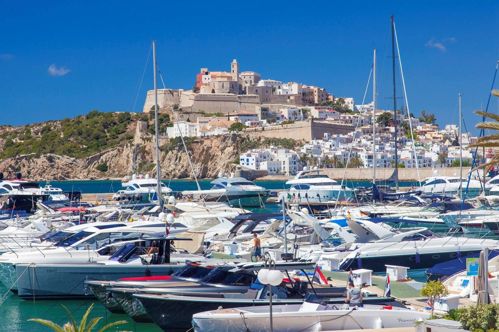 Anchorage Hotell Ibiza stad Exteriör bild